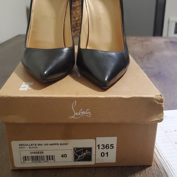 Authentic Christian Louboutin Decollete 554 100 Black Red bottom Heels Size 9 - Picture 9 of 10